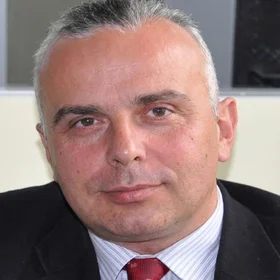 Szyszek — Journalist