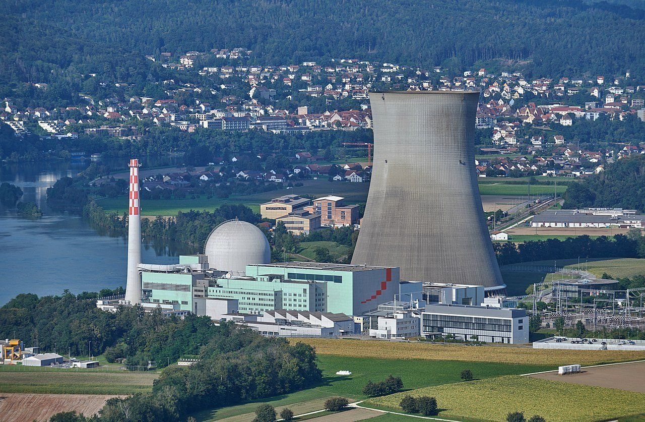German activists demand the closure of Swiss nuclear power plants